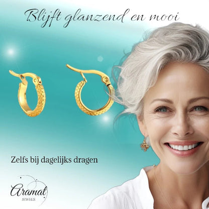 RVS Goudkleurige Kleine Oorringen 10mm - Ruitjes Motief - oor2918 - Oorringen kopen