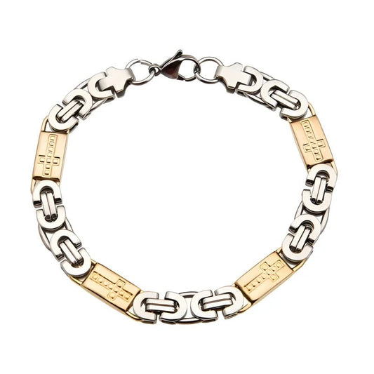 Een armband met tweekleurige gouden en zilveren schakels