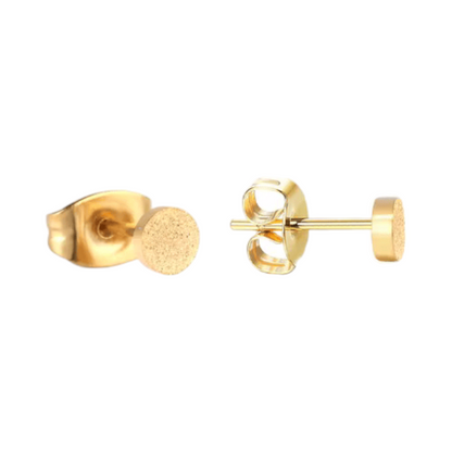 Boucles d'oreilles puces minimalistes en acier inoxydable doré mat de 4 mm