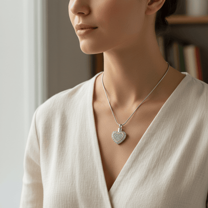 Sprankelend hart as - sieraad staal met kristal - Aramat Jewels - Gedenkhangers - cadeautip