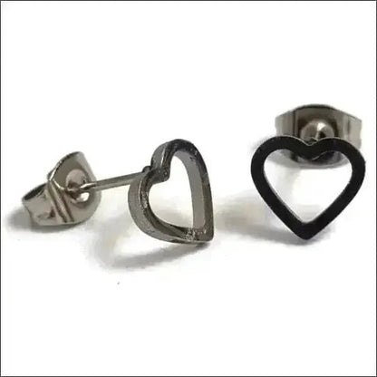 Hartvormige oorbellen van roestvrij staal.