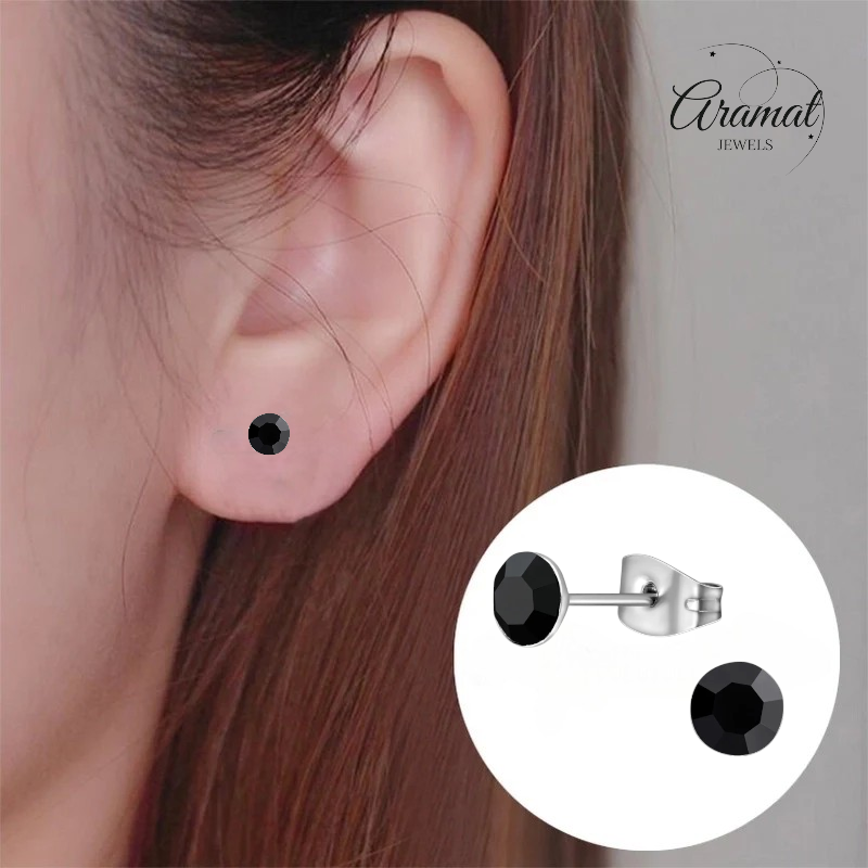Steel Crystal Earrings with black stone – Silver color – 5mm