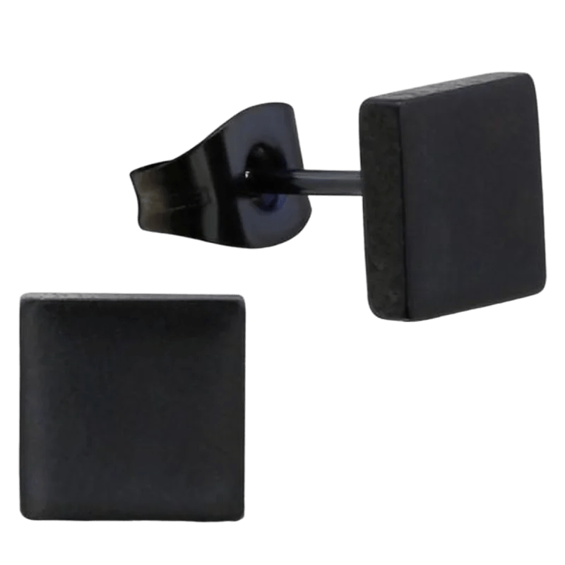 Zwarte vierkante oorbellen.