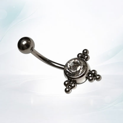 Piercing au nombril avec points de zircone transparente