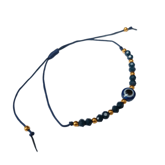 Een blauwe en gouden armband met een bea