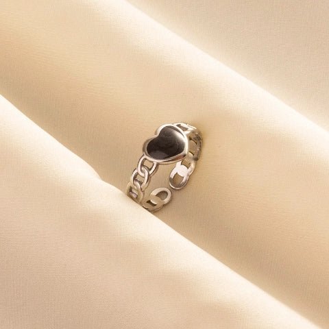 Verstelbare RVS Ring met Zwart Emaille Hartje - Zilverkleur (8 mm) - Aramat Jewels - Ringen - cadeautip
