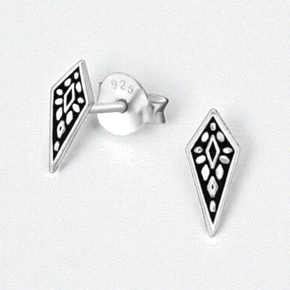 Zilveren Bali Oorbellen - Puntig Geoxideerd - Aramat Jewels - Oorbellen - cadeautip