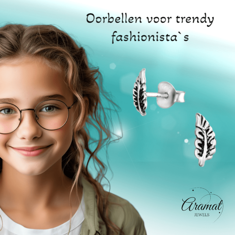Zilveren Blaadje Oorbellen Antieklook – 8x3mm - Aramat Jewels - Oorbellen - cadeautip