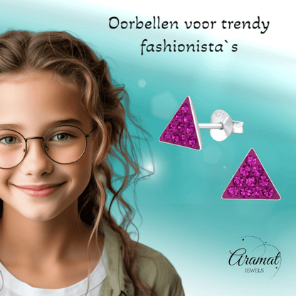 Zilveren Kristallen Oorbellen Driehoek - Donker Roze - Aramat Jewels - Oorbellen - cadeautip
