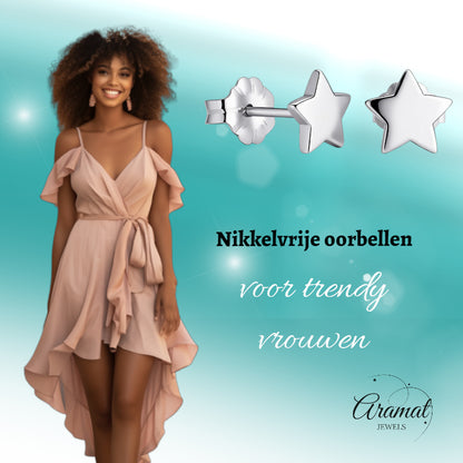 Boucles d'oreilles – Étoile en titane couleur argent (7 mm) 