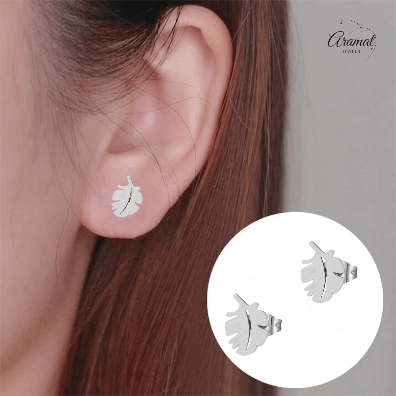 Zilverkleurige blad oorbellen 10×7 mm - oor3398 - XE76502 - Oorbellen kopen# - 10mm - alles - blad