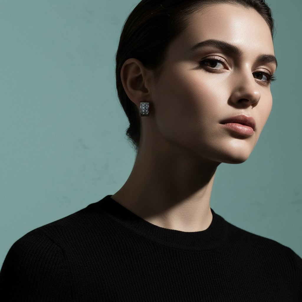 Zilverkleurige Mini RVS Oorringen met 2 Rijen Kristal 13x7mm - Aramat Jewels - Oorringen - cadeautip