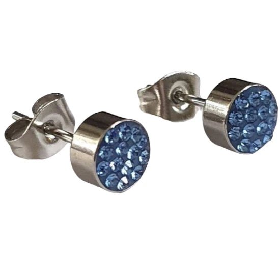 Zilverkleurige oorstekers met lichtblauw kristal – 6 mm - oor3090 - Oorbellen kopen# - 6mm - alles - blauw