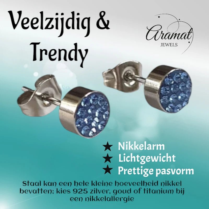 Zilverkleurige oorstekers met lichtblauw kristal – 6 mm - oor3090 - Oorbellen kopen# - 6mm - alles - blauw