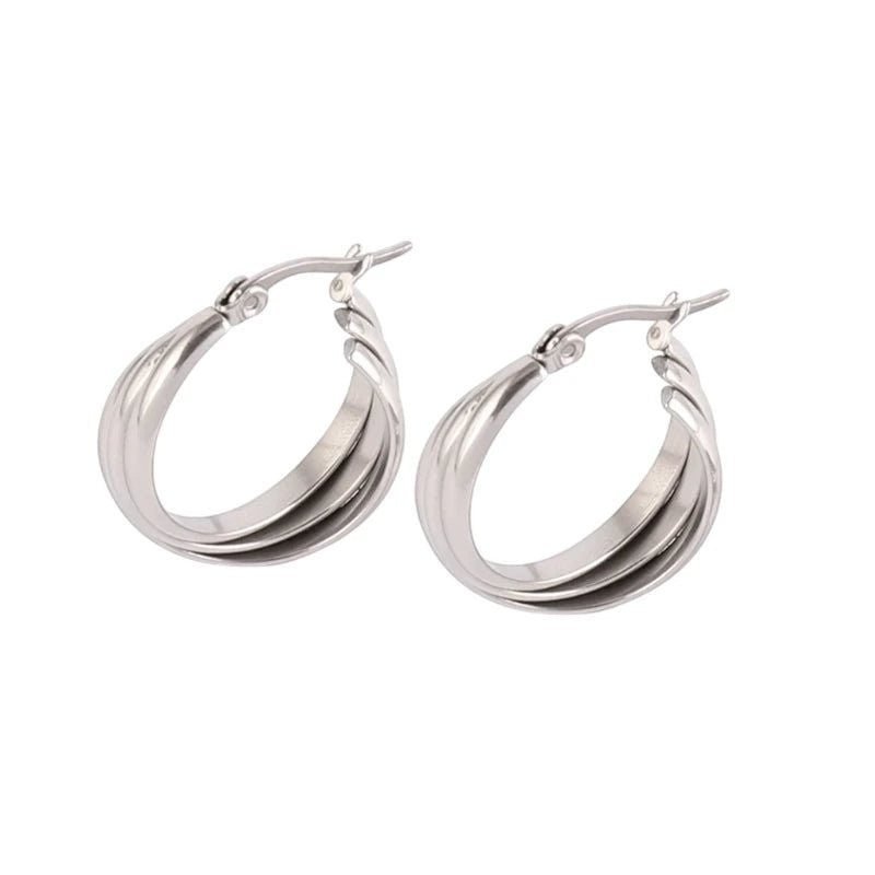 Zilverkleurige Triple Oorringen 20x7,5mm – Glanzend & Gekruist - oor6299 - 613827 - Oorringen kopen# - 20mm - alles - cadeau