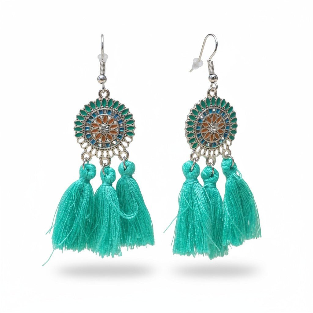 Zomerse boho oorhangers met mint groene kwastjes en RVS cirkel, 75x21mm, lichtgewicht festival oorbellen voor dames