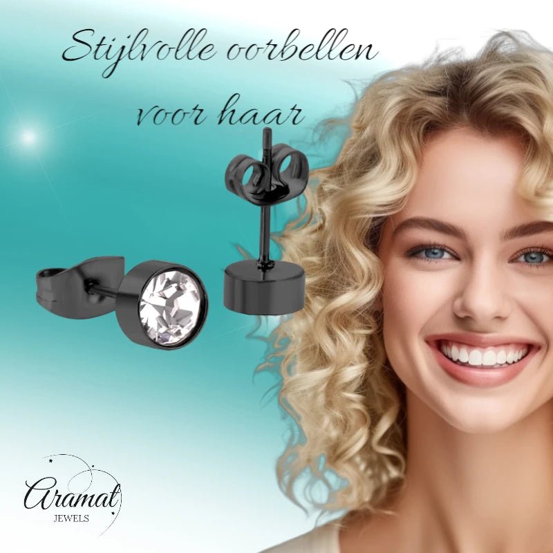 Zwarte Stalen Oorbellen met Kristal | 6mm - oor3751 - Oorbellen kopen# - 6mm - alles